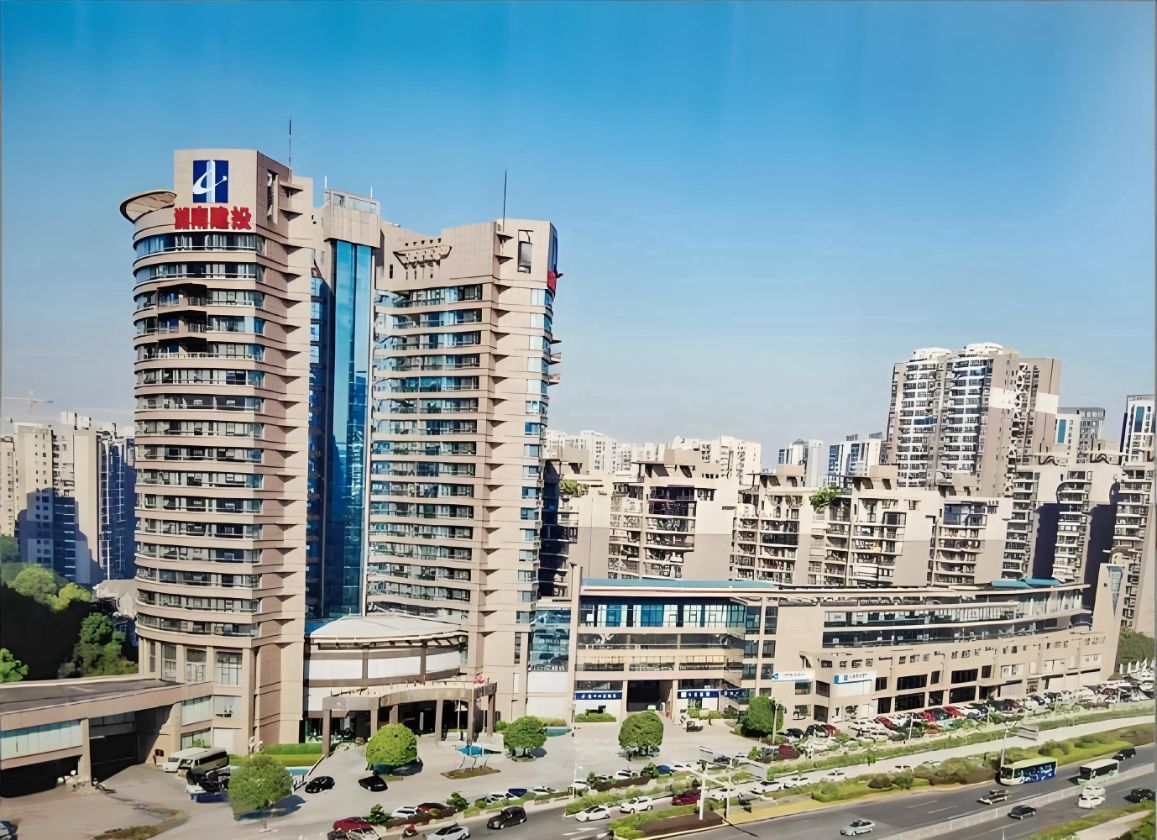 湖南建工集团：控股股东变更为湖南建设投资集团