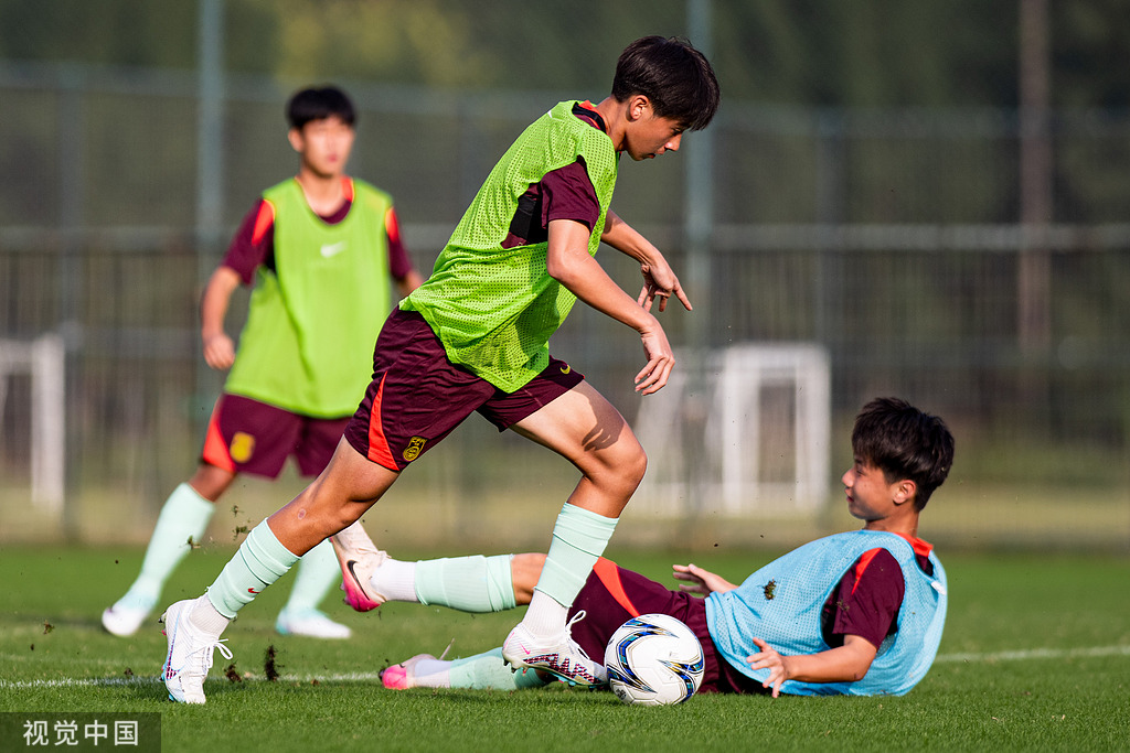 U15东亚杯|中国1-1韩国 潘朝伟点射崔俊赫头球破门