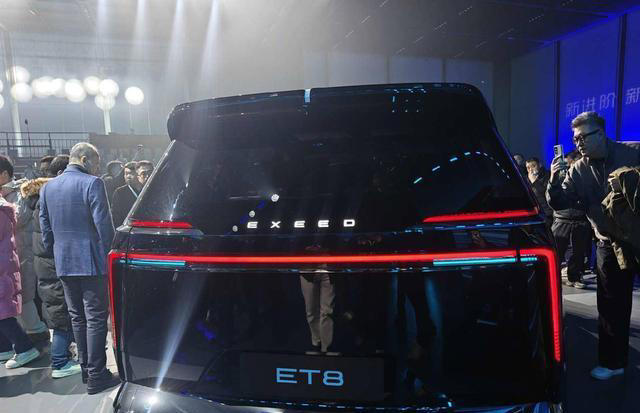 大六座SUV 星途ET8概念车亮相 配31扬声器／电动四门