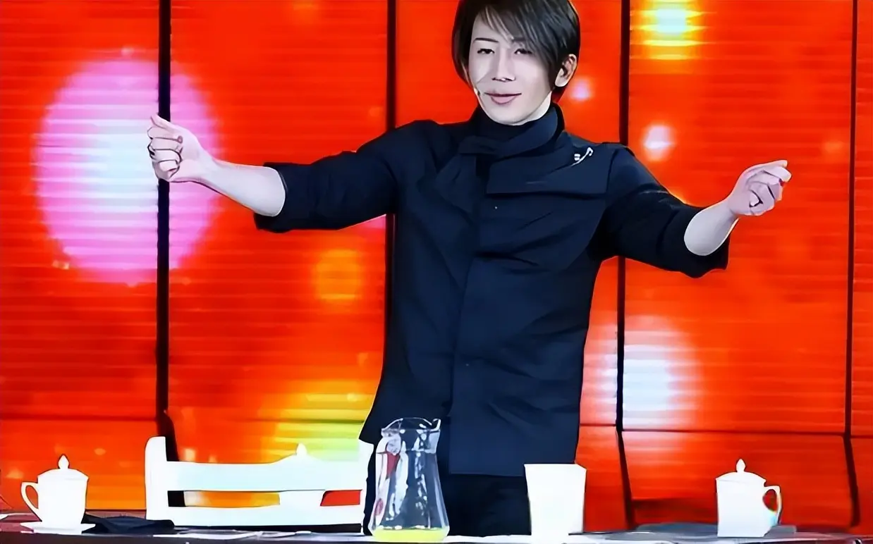 不到1天，央视2次发文宣布春晚新举措，网友：这次终于要听劝了