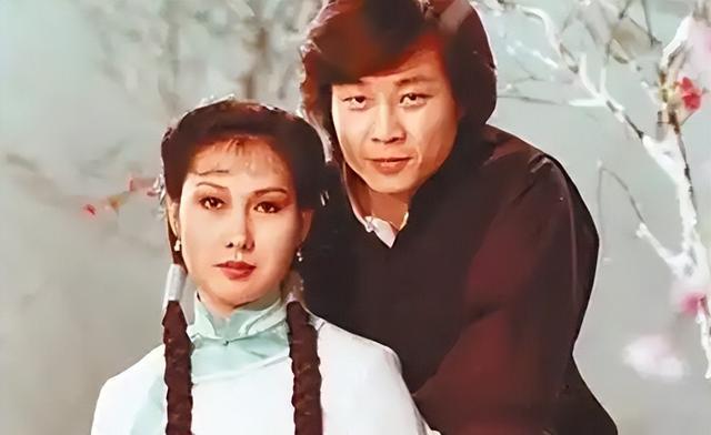 一妻一妾住楼上楼下，三人一同生活30多年，71岁的寇世勋太离谱