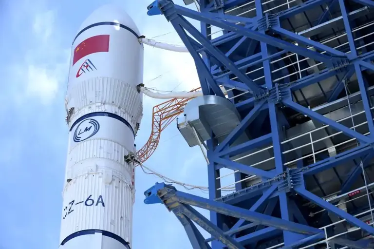 太原发射场一声巨响 15组卫星入轨 中国太空基建藏不住了