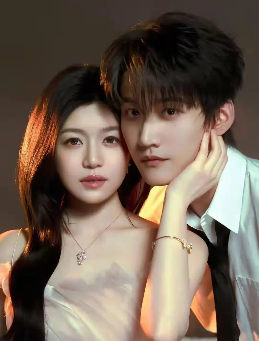 近期热播剧排名：陈晓陈妍希难分伯仲，流量明星失利，第一太意外