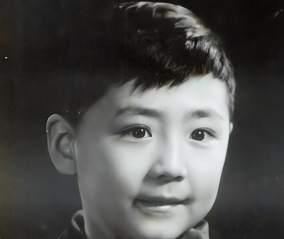 钱再多有什么用！55岁路都走不稳的张嘉益，给中年男人提了个醒