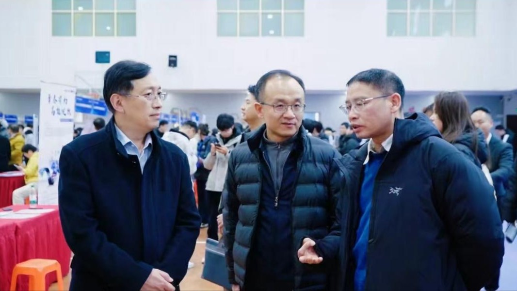 200余家企业携万岗揽才！驻济高校毕业生就业双选会走进山职