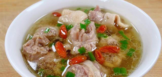 冬天使劲吃，钾是香蕉的17倍，中老年常吃腿脚有劲，对肝脏也很好