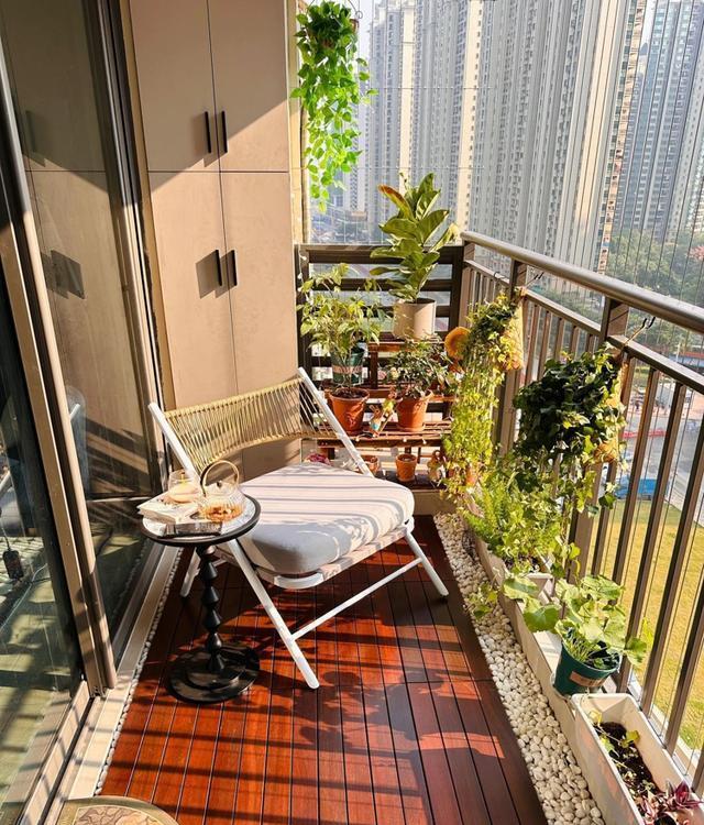 不听劝，我坚持开放式阳台，入住一年，很庆幸，不封阳台太爽了