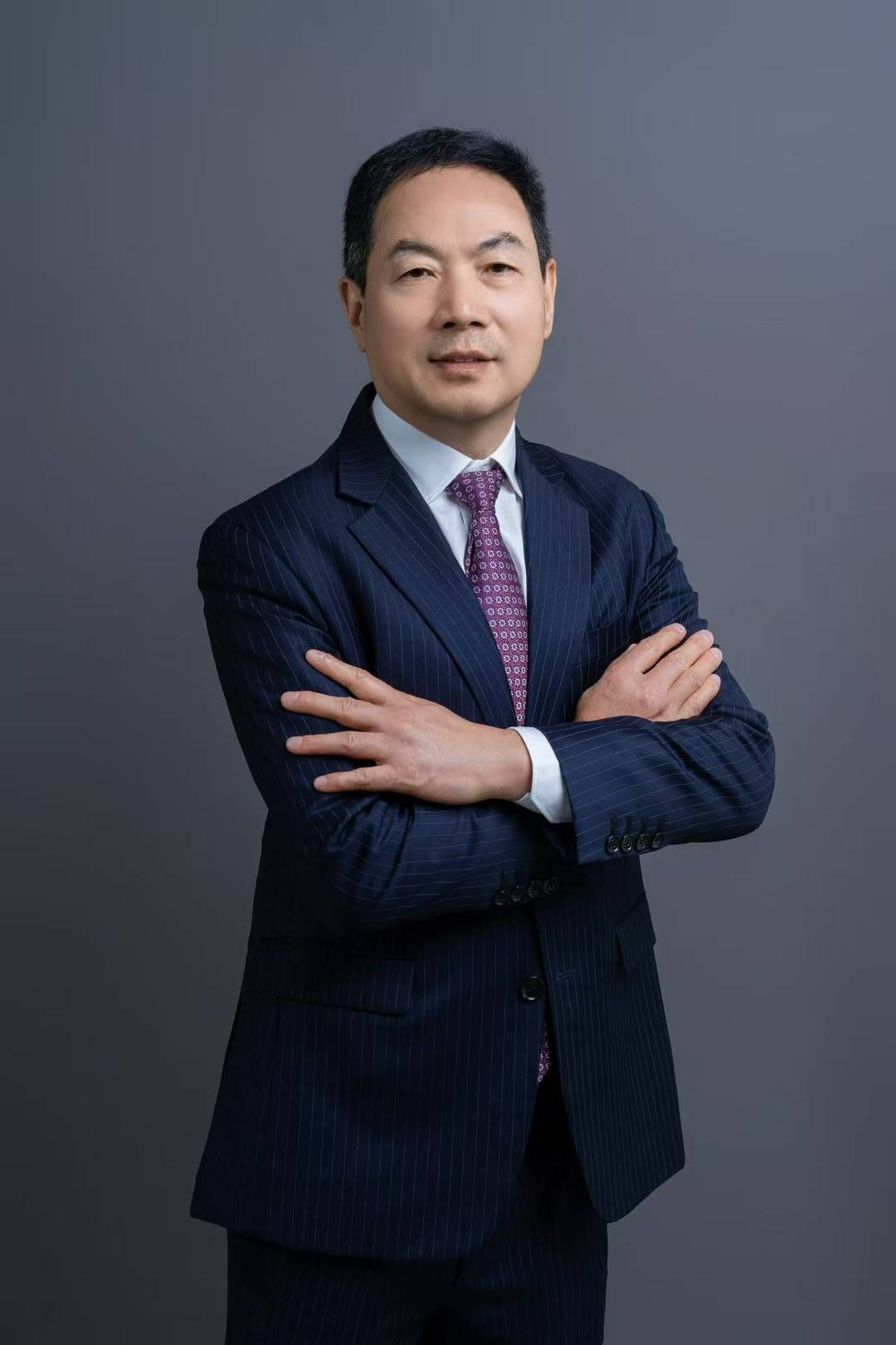 先导集团董事长王燕清：固态电池、储能产业化加速，行业迈入新一轮周期丨请回答2025