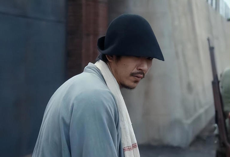 才播3集热度破8000，蒋奇明令观众成功入坑，国产抗战剧又出黑马