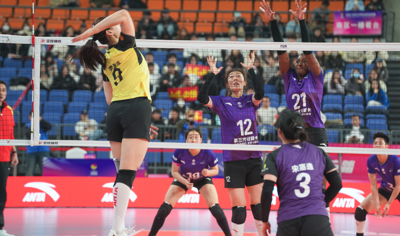 3-1逆转! 19岁MVP主攻猛砍30分! 送天津女排首败