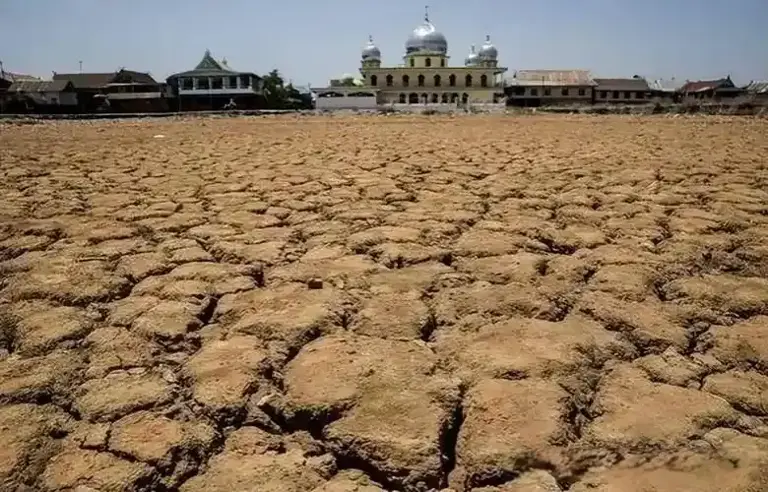 央视曝光，我国已进入拉尼娜状态，今年冬天2008年雪灾会重演吗？