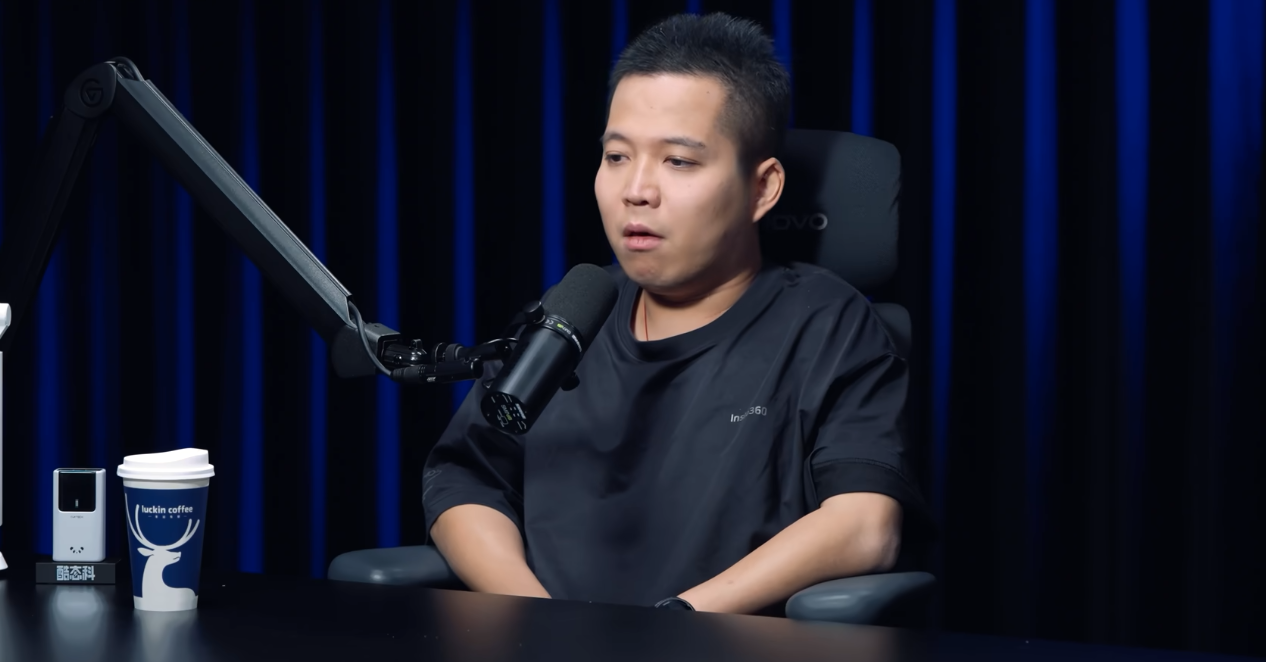 影石创始人刘靖康再谈“向员工撒钱”争议：的确做得不对