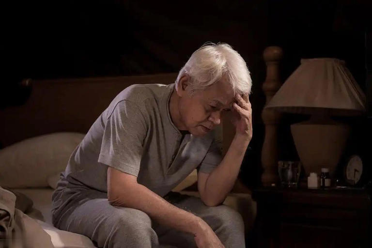 3个变老表现从午睡开始，一个没有说明还算年轻！