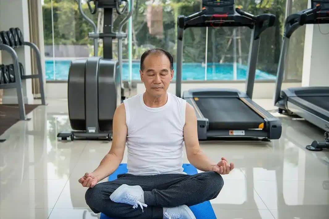 3个变老表现从午睡开始，一个没有说明还算年轻！