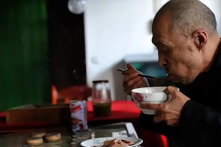 3个变老表现从午睡开始，一个没有说明还算年轻！