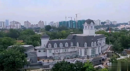 ����ɹ����6000ƽׯ԰�����ɷ�����ͬס������ѹ֦�����