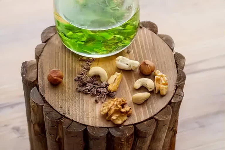 3个变老表现从午睡开始，一个没有说明还算年轻！