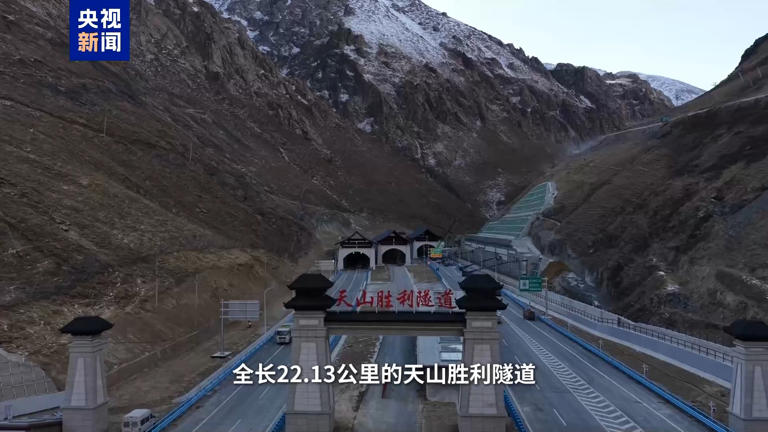 從烏魯木齊到庫爾勒：“鐵公機”的N種打開方式