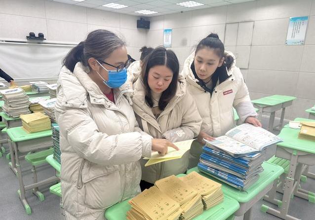 学校作业检查后，老师们都惊呆了