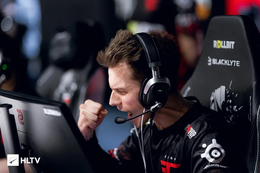 寒王 or 🇰🇷王? HLTV【Top8】：frozen
