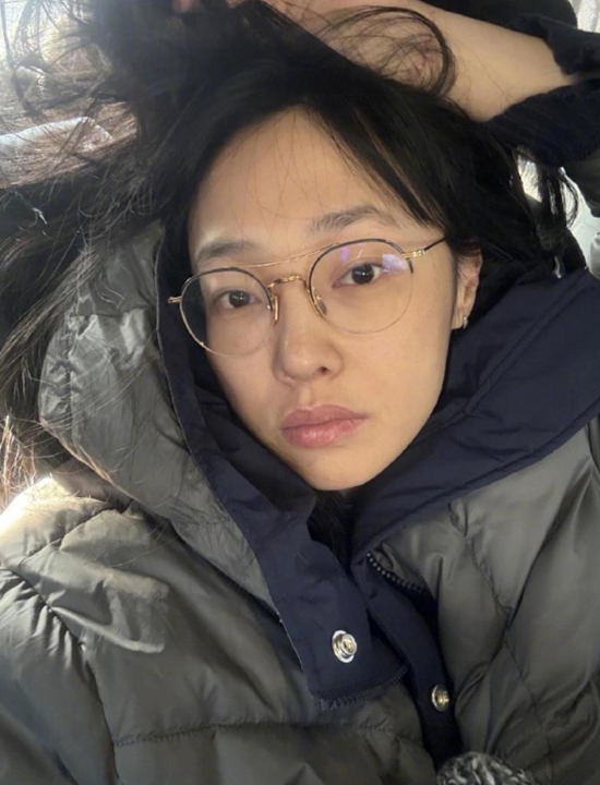 白百何素颜照曝光，皮肤暗黄嘴唇皲裂，网友吐槽：还回来当女明星吗?