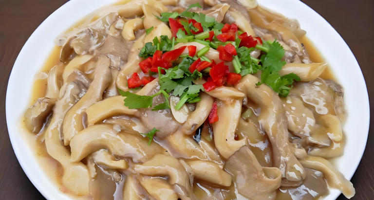 平菇尽量少吃？提醒：这3类人最好不吃，吃平菇也有禁忌，建议中老年人了解一下