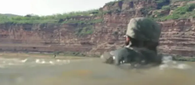 今晚开播！唐诡团队再造爆款？3 千里 “娃娃长征”，配角阵容不错！