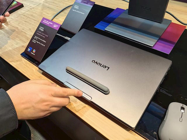 联想YOGA Pro 16 Aura AI元启版发布：3.2K双层OLED屏 亮度1000尼特