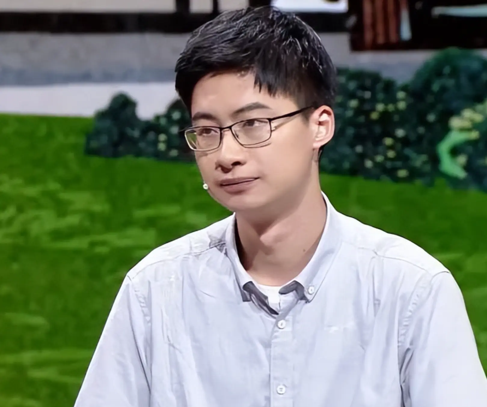 清华大学官宣，26岁庞众望获年度人物，他让整个学术界刮目相看