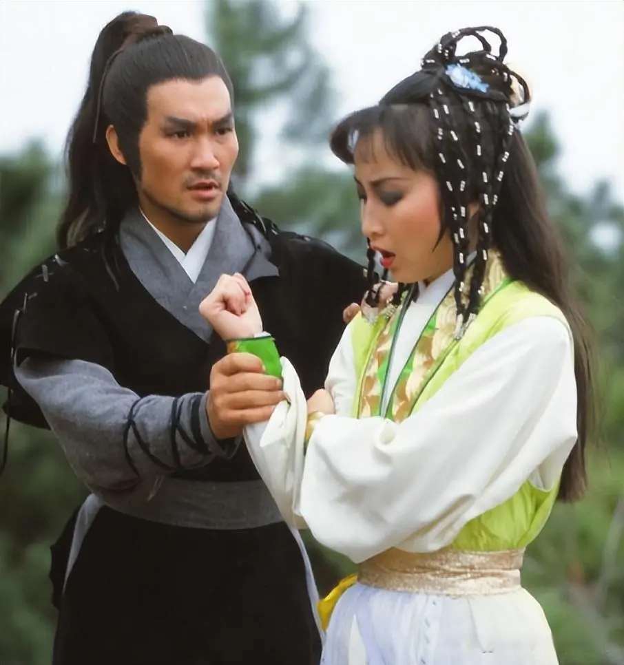 82版《天龙八部》剧照赏析：黄日华演乔峰前先演了虚竹