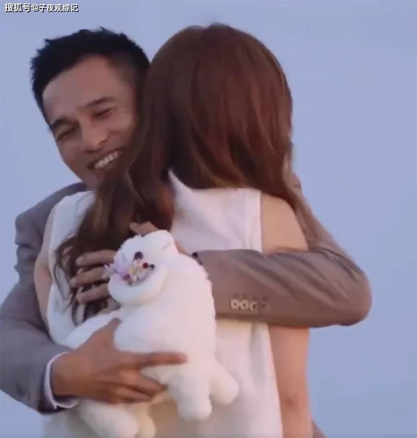 《再见爱人5》收官何炅金句感人，李施嬅清醒下车，何美延却是无奈选择