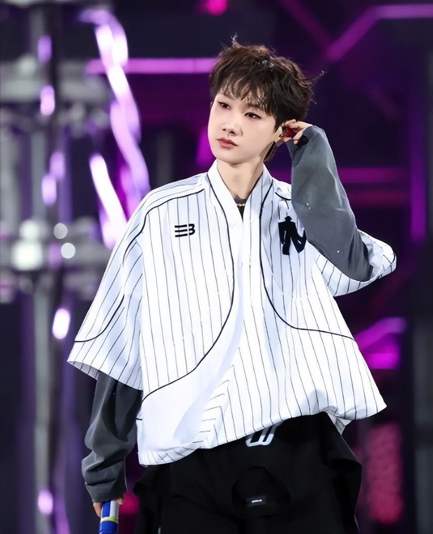 2026央视跨年晚会正式官宣！最被期待明星排名出炉，周深仅排第4