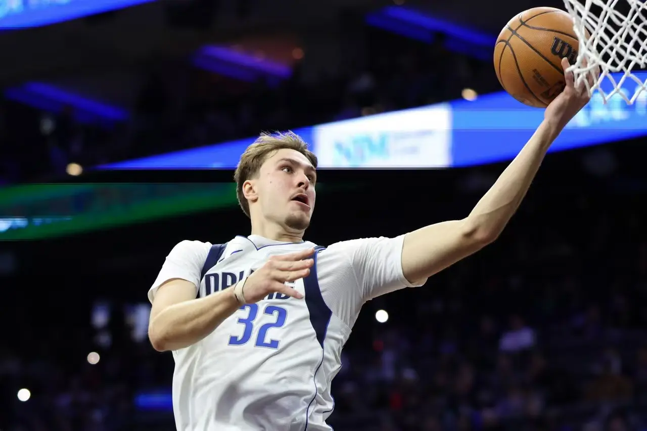 NBA排名乱了!火箭连胜冲前三，勇士原地踏步，快船双喜临门