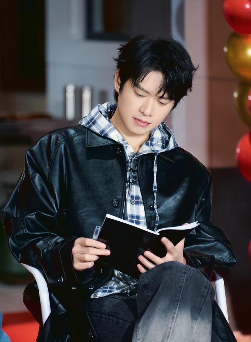 2026央视跨年晚会正式官宣！最被期待明星排名出炉，周深仅排第4