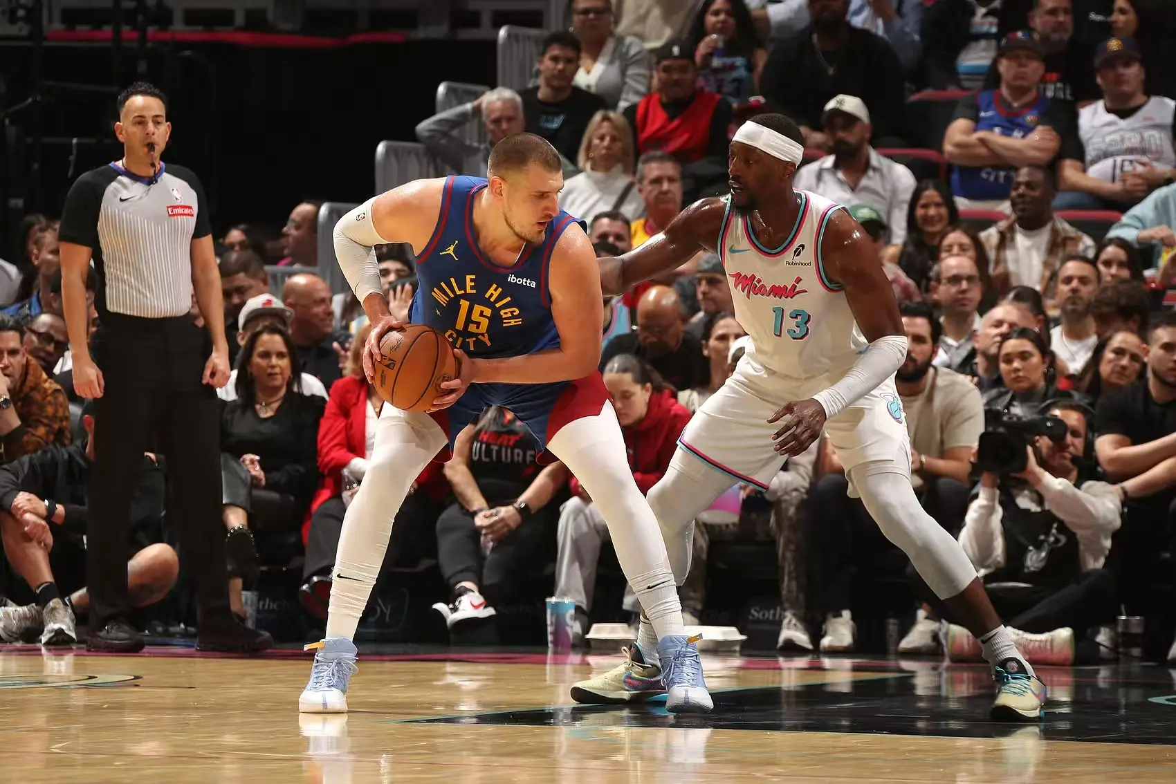 NBA排名乱了!火箭连胜冲前三，勇士原地踏步，快船双喜临门