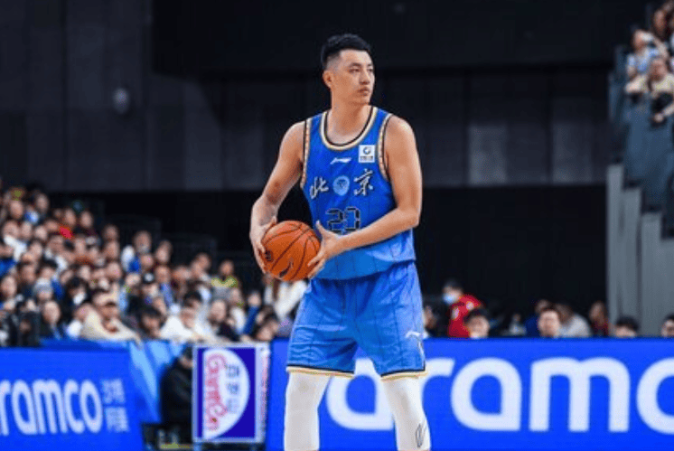CBA潜力赛：焦泊乔10分&翟晓川7分，广东27-21战胜北京