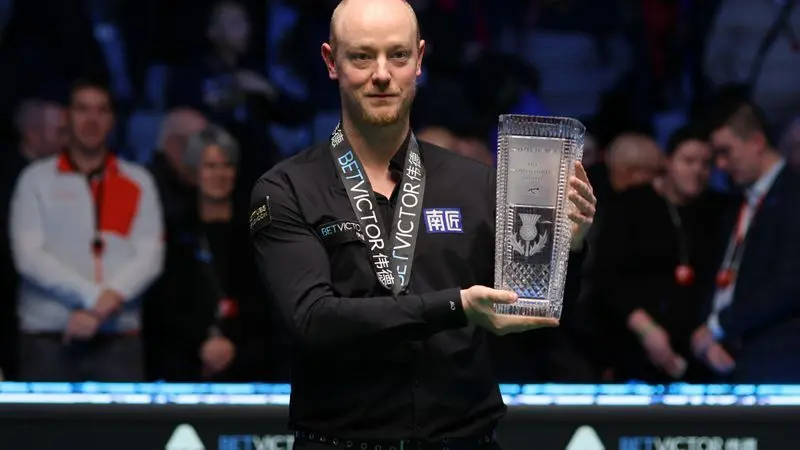 轰满分147分，153-0，中国名将庞俊旭2-1赢赛点，2-3被韦克林逆转