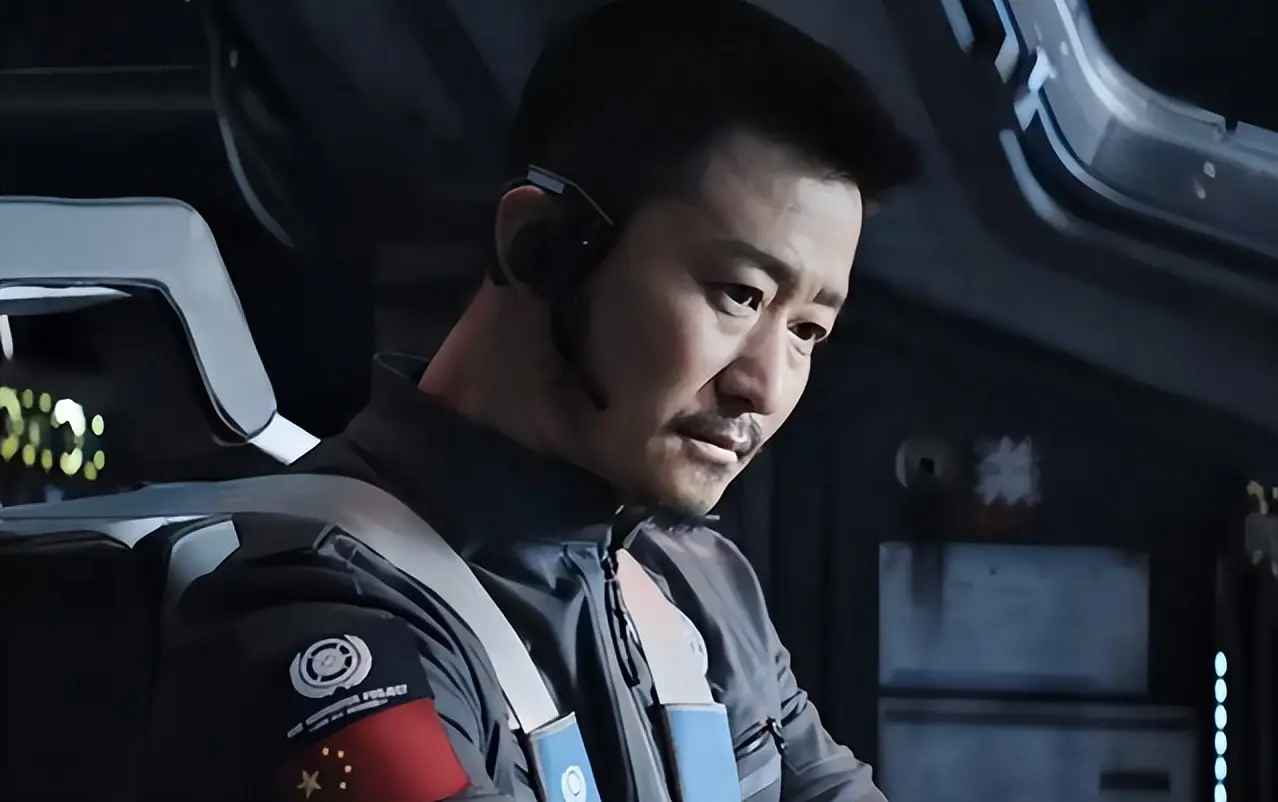 刘德华杀青，《流浪地球3》定档2027年，吴京将成中国第一巨星！