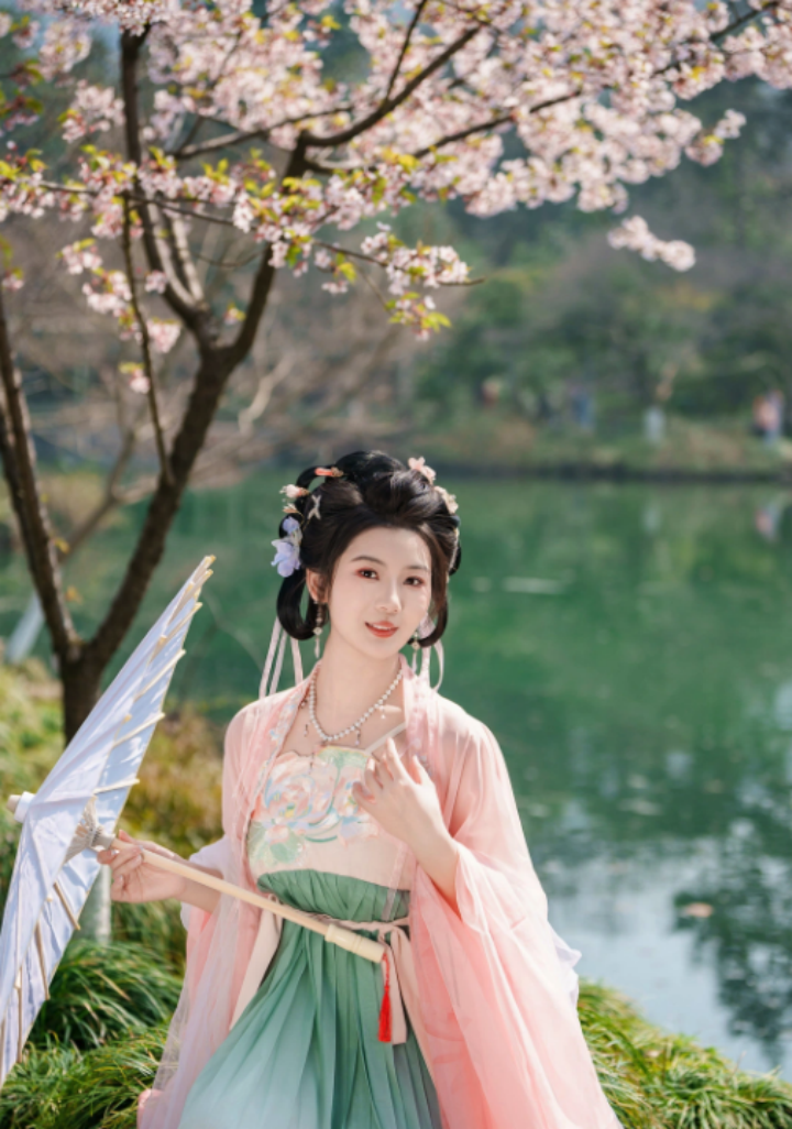 推崇一夫一妻制的朝代
