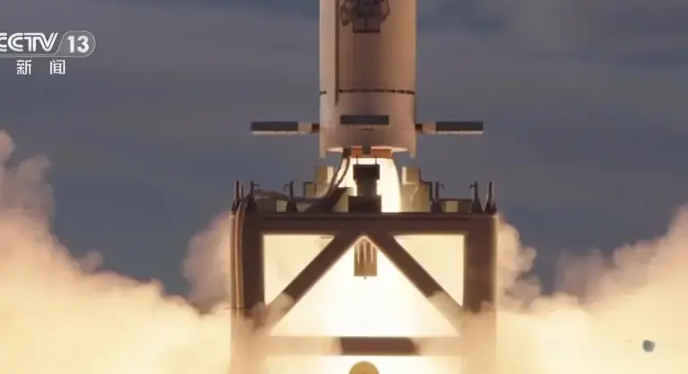 突发特讯！中国通告：力鸿一号飞行器完成首次亚轨道飞行试验，引发各界高度关注