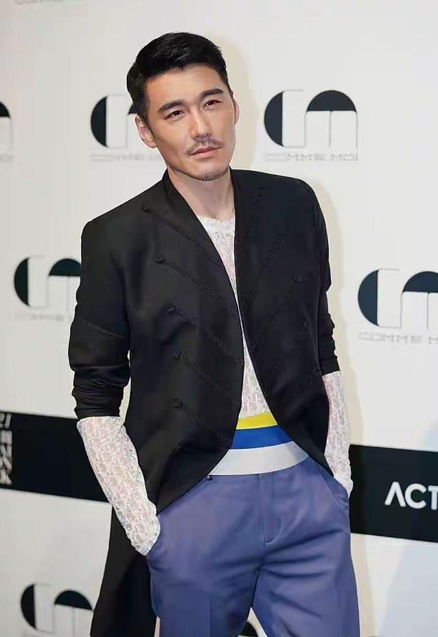 胡兵189cm身高现身春晚彩排，这次他又会带来什么惊喜?