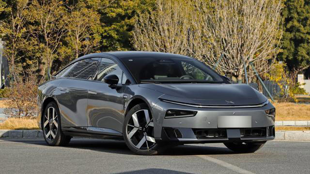 在变革中坚守，在智能中回归驾乘本质，26款小鹏P7+怎样？