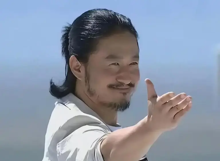 2026春节档堪忧，张艺谋搞流量，沈腾玩车，吴京耍刀，成龙说错了