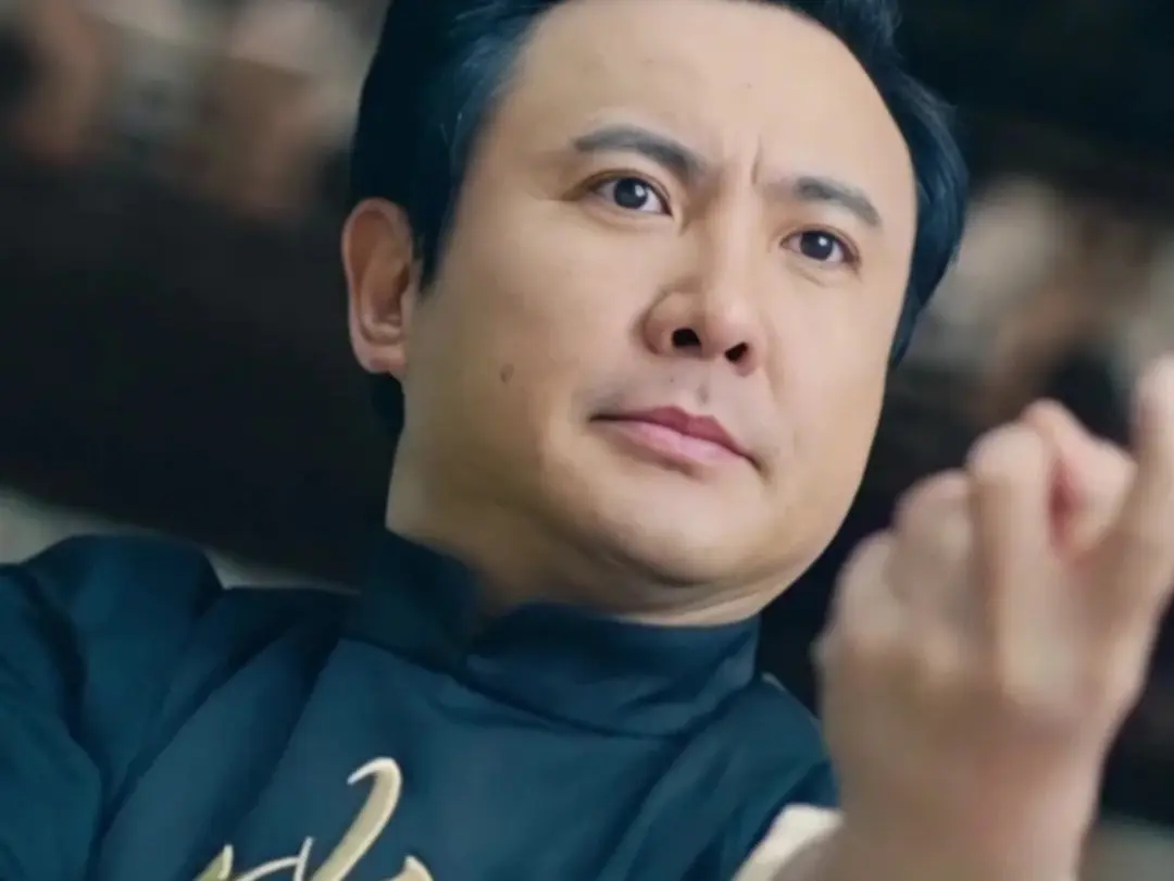 2026春节档堪忧，张艺谋搞流量，沈腾玩车，吴京耍刀，成龙说错了