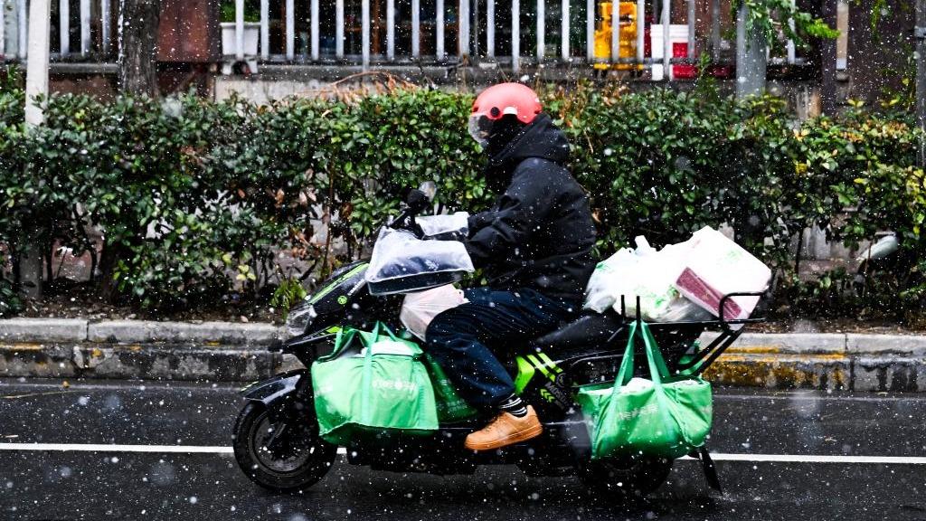 寒潮收尾雨雪减弱 低温冰冻影响持续