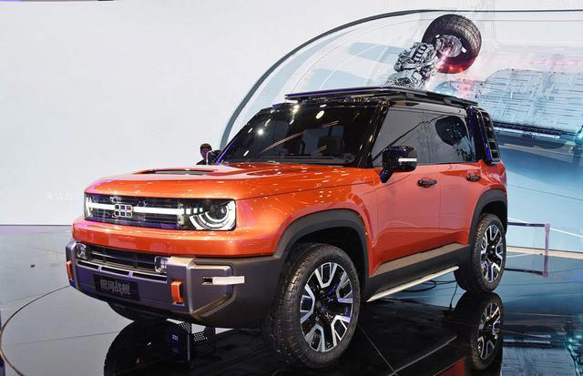 吉利银河全新中型SUV亮相！方盒子外观酷似方程豹豹5，双动力可选