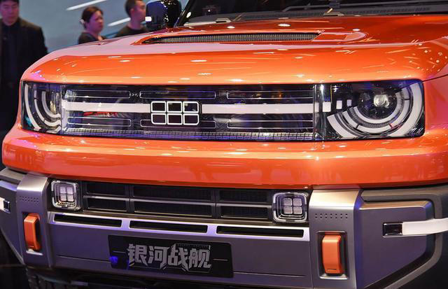 吉利银河全新中型SUV亮相！方盒子外观酷似方程豹豹5，双动力可选