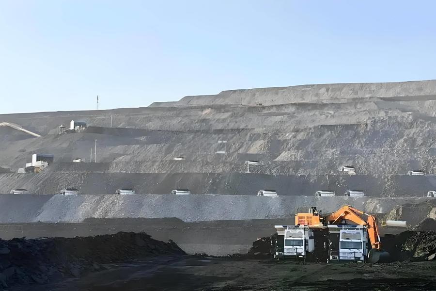 2025年无人矿卡部署总量达4000台，中国智慧矿山建设效益初显