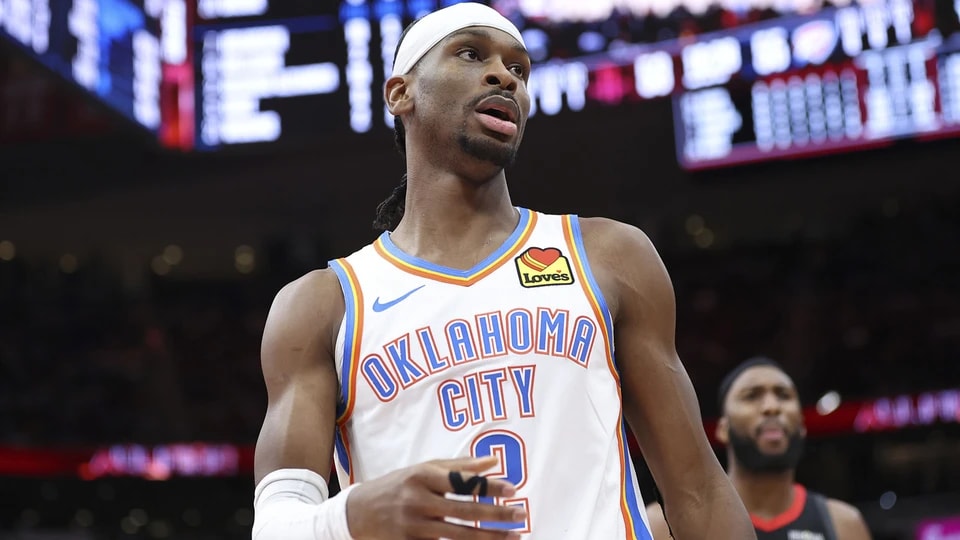 雷霆队的谢伊·吉尔杰斯-亚历山大结束了持续 40 多年的疯狂 NBA 痴迷