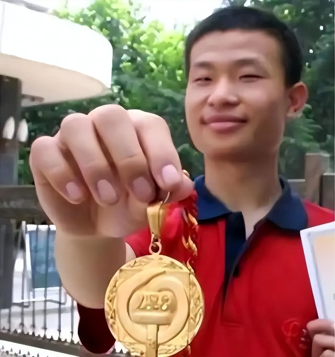 ��ý������33��Τ���������컨�壬�����������ѧ��Ȧ����Ĭ����